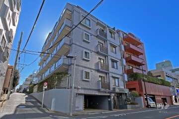 セザール元代々木の外観（北東側から）