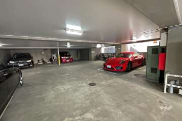 敷地内駐車場（屋内平面式）