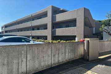 パークグランディ代々木の外観（北東側から）