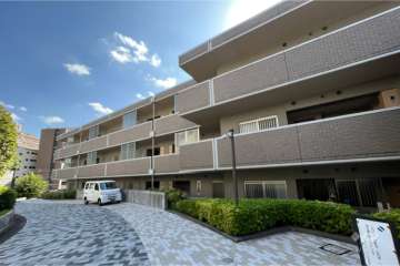 パークグランディ代々木の外観（北西側から）