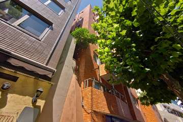 ライオンズマンション代々木の外観（南西側から）