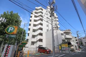 ライオンズマンション代々木第二の外観（西側から）