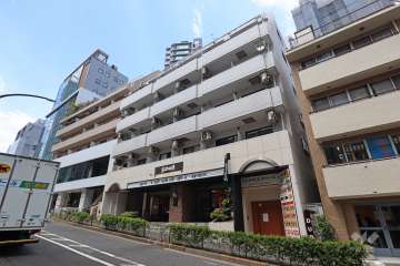 ロイヤルパレス原宿の外観（南東側から）