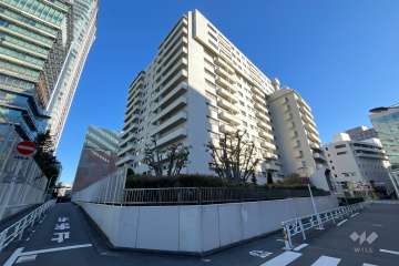 渋谷ホームズの外観(南西側から)