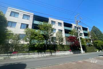 代々木パークハウスプライムヒルズの外観（南東側から）