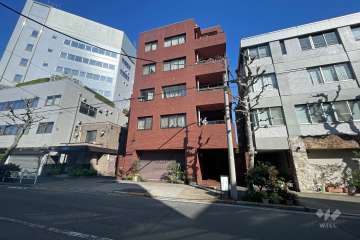 東高西参道ペアシティの外観（南東側から）
