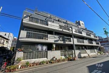 千駄ヶ谷平和マンションの外観の外観（南西側から）