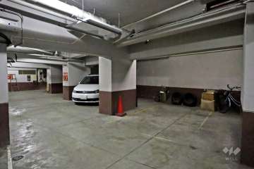 敷地内駐車場（屋内平面式）