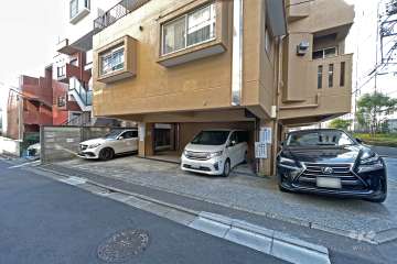 敷地内駐車場（屋外平面式）
