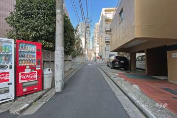 敷地西側前面道路