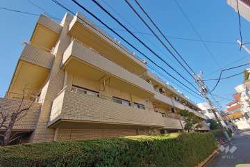 ライオンズマンション千駄ヶ谷第2の外観（南東側から）