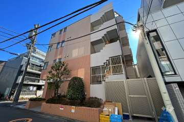 イトーピア神宮外苑の外観（西側から）