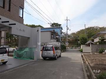 すぐ西側には武庫川が流れています。