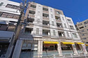 ネオマイム千駄ヶ谷の外観（南側から）