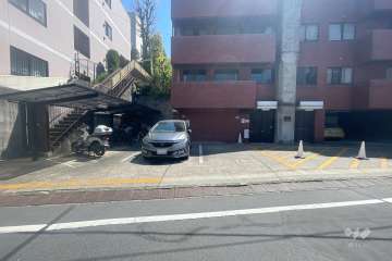 敷地内駐車場（屋外平面式）