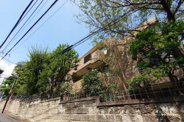 代々木パークマンションの外観(南東側から)　