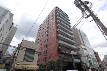 グランスイート代々木の外観（北側から）