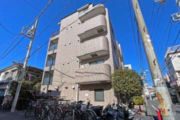 ライオンズマンション渋谷本町の外観（西側から）