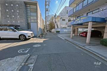 敷地東側前面道路