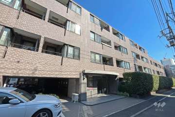 ザパームス代々木の外観（北西側から）