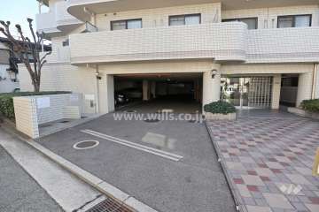 駐車場の出入口