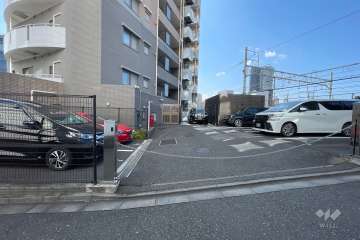 敷地内駐車場（屋外平面式）