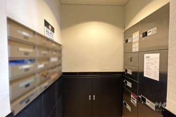 共用ポストと宅配ボックス