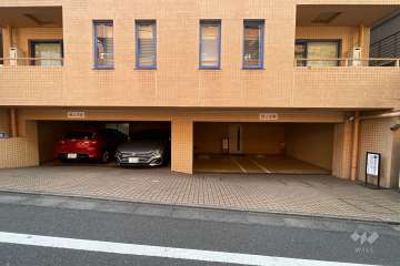 敷地内駐車場(屋内平面式)