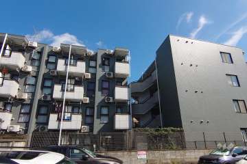 フェニックス代々木上原の外観（南西側から）