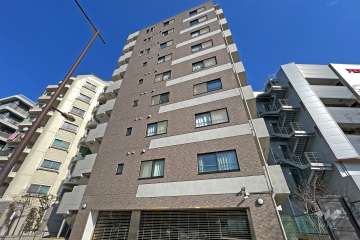 ノバガーデン代々木の外観(南西側から)