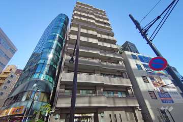 エクセルシオール西新宿の外観（東側から）