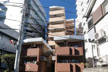 マンションの外観（南側から）
