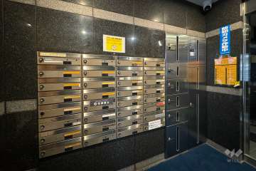 宅配ボックスと共用ポスト