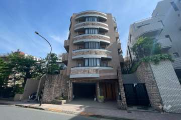 アビテ松濤の外観（北西側から）