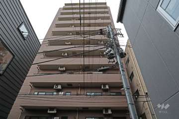 マイキャッスル代々木の外観（東側から）