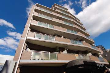 ナビウスオペラ通りの外観（北西側から）