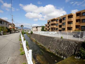 サーパス逆瀬川の遠景