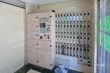 宅配ボックスと共用ポスト