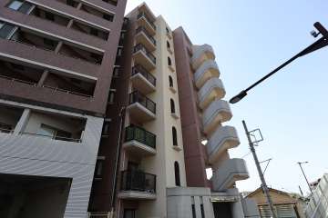 エタンセレ代々木公園の外観（南東側から）