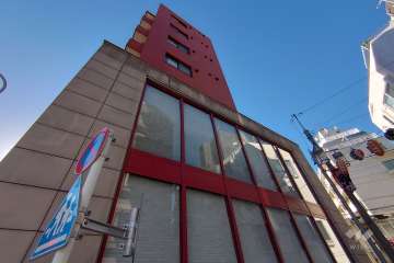 ビット代々木上原２の外観（南東側から）