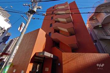 ビット代々木上原２の外観（北西側から）