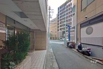 敷地の西側道路