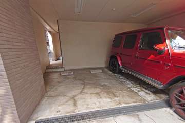 敷地内駐車場（屋内平面式）