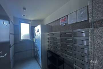 宅配ボックスと共用ポスト