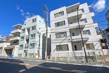 アピス初台の外観(南西側から）