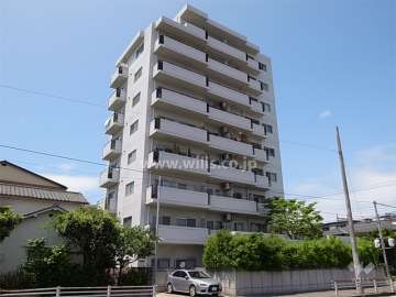 ラウムズ東園田の外観（南東側から）