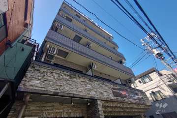 ガラステージ渋谷西原の外観（南東側から）