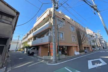 カーサフェリス松濤の外観（北東側から）