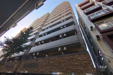 グランドガーラ幡ヶ谷イーストの外観（南東側から）