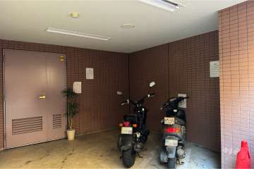 バイク置場